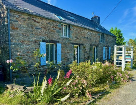 
                                                                                        Vente
                                                                                         Magnifique Longère Proche de La Gacilly avec 6 chambres.