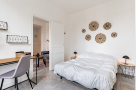 
                                                                                        Location
                                                                                         Magnifique T2 Meublé de 27m2 - Colombes