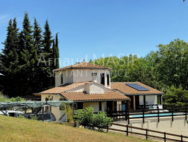 
                                                                                        Vente
                                                                                         MAGNIFIQUE VILLA 130M² HAB, TERRASSE PISCINE, DOUBLE GARAGE, GRAND TERRAIN, VUE IMPRENABLE, AU CALME