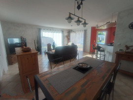 
                                                                                        Vente
                                                                                         Maison - 172m ²