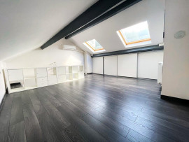 
                                                                                        Vente
                                                                                         Maison 4 pièces 100m² avec piscine