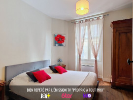 
                                                                                        Vente
                                                                                         Maison 5 pièces de 120m2 + Local de 30m2