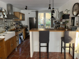 
                                                                                        Vente
                                                                                         Maison 7 pièces