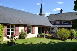 
                                                                                        Vente
                                                                                         Maison 7 pièces