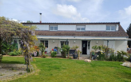 
                                                                                        Vente
                                                                                         Maison Ailly-sur-Somme 4 chambres jardin