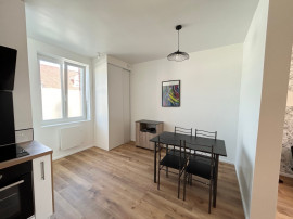 
                                                                                        Location
                                                                                         Maison Amiens Longueau 2 chambres et cour