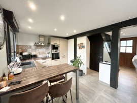 
                                                                                        Vente
                                                                                         Maison Amiens Ouest 83m² jardin sous-sol