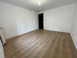 
                                                                                        Location
                                                                                         Maison dans un quartier calme de 130m2