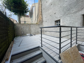 
                                                                                        Location
                                                                                         Maison dans un quartier calme de 130m2