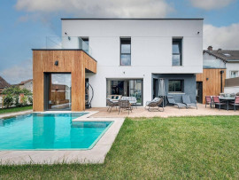 
                                                                                        Vente
                                                                                         MAISON D'ARCHITECTE de 2022, avec piscine