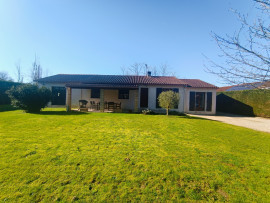 
                                                                                        Vente
                                                                                         Maison de 140m2 environ