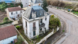 
                                                                                        Vente
                                                                                         Maison de maître à rénover Mirecourt