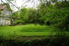 
                                                                                        Vente
                                                                                         Maison de maître du XIXe siècle en bord de rivière. 