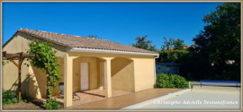 
                                                                                        Vente
                                                                                         Maison de plain pied, 4 chambres, double garage, piscine sur 4092 M2 de terrain