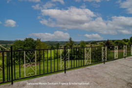 
                                                                                        Vente
                                                                                         Maison de plain-pied sur sous-sol avec vue panoramique