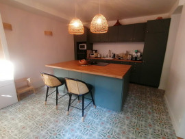 
                                                                                        Location
                                                                                         Maison en centre ville de Boulogne-Billancourt (loyer tout inclus)