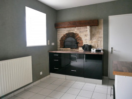 
                                                                                        Vente
                                                                                         Maison en pierre de 95 M2 - 3 chambres