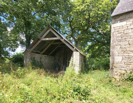 
                                                                                        Vente
                                                                                         Maison en pierre du XVIIe siècle à rénover