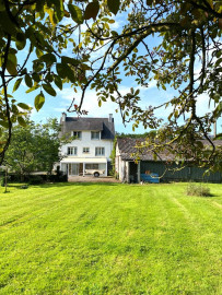 
                                                                                        Vente
                                                                                         MAISON ET DEPENDANCES MATIGNON