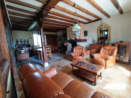 
                                                                                        Vente
                                                                                         Maison familiale de 186 m² à Buxeuil (36)