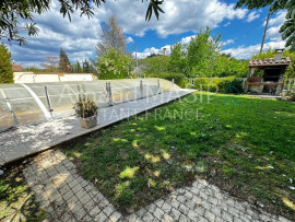 
                                                                                        Vente
                                                                                         MAISON SPACIEUSE 4 CH, PISCINE, TERRASSE, GGE, TERRAIN 3 000M²