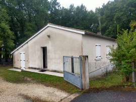 
                                                                                        Location
                                                                                         Maison T4 102m² à Val des Vignes