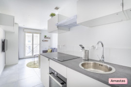 
                                                                                        Location
                                                                                         Marseille 13005 - Joli T1 lumineux quartier Saint Pierre