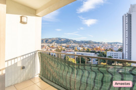 
                                                                                        Colocation
                                                                                         Marseille 13010 - Appartement T5 avec 2 salles d'eau en colocation avec balcon et parking résidentiel - Quartier de la Timone