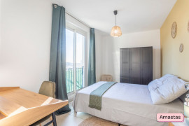 
                                                                                        Colocation
                                                                                         Marseille 13010 - Appartement T5 avec 2 salles d'eau en colocation avec balcon et parking résidentiel - Quartier de la Timone