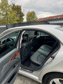 
                                                                                        Voiture
                                                                                         Mercedes-Benz E 320 Lim 4Matic