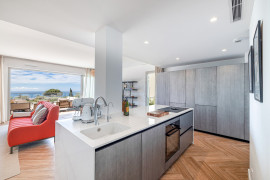 
                                                                                        Vente
                                                                                         NICE - Gairaut  - Magnifique Duplex de 171 m²