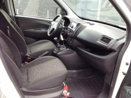 
                                                                                        Voiture
                                                                                         OPEL COMBO 1.3 CDTI ECOFLEX