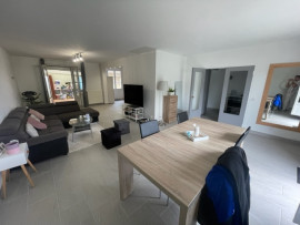 
                                                                                        Vente
                                                                                         PAVILLON 4 CHAMBRES + DEPENDANCE DE 40M²