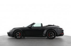 
                                                                                        Voiture
                                                                                         Porsche 992 Carrera 4S Cabriolet - 450 PS - PDK