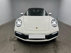 
                                                                                        Voiture
                                                                                         Porsche 992 Carrera Coupé (385 PS) - PDK