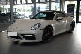 
                                                                                        Voiture
                                                                                         Porsche 992 Carrera S Cabriolet - 450 PS - PDK