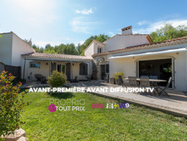 
                                                                                        Vente
                                                                                         Propriété 8 pièces 325m²