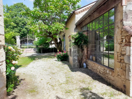 
                                                                                        Vente
                                                                                         QUERCY PROPRIETE XIXème 20 HA