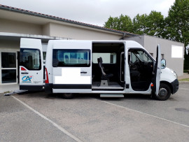 
                                                                                        Utilitaire
                                                                                         RENAULT MASTER 3 COMBI F3500 L2H2 DCI 125