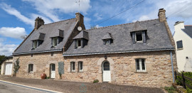 
                                                                                        Vente
                                                                                         Splendide maison en pierre avec volumes surprenants et 4 chambres