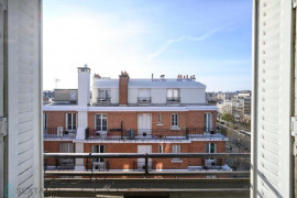 
                                                                                        Vente
                                                                                         Studette, pied à terre idéal à Paris,cours de Vincennes-Nation 75012 Paris