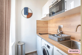 
                                                                                        Location
                                                                                         Studio entièrement meublé et rénové 19 m2, proche de Vauban