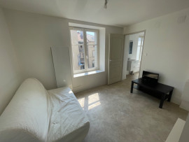 
                                                                                        Location
                                                                                         Studio T1 de 17m2 meublé idéal étudiant