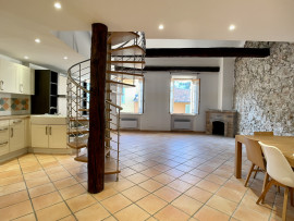 
                                                                                        Vente
                                                                                         Superbe appartement esprit loft de 100 m² au coeur de la vieille ville de Villefranche