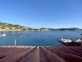 
                                                                                        Vente
                                                                                         Superbe appartement esprit loft de 100 m² au coeur de la vieille ville de Villefranche