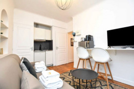 
                                                                                        Location
                                                                                         Superbe Studio - Neuilly sur Seine