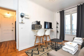 
                                                                                        Location
                                                                                         Superbe Studio - Neuilly sur Seine