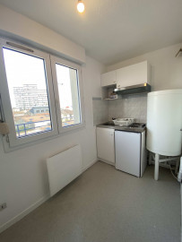 
                                                                                        Location
                                                                                         T1 meublé Bordeaux