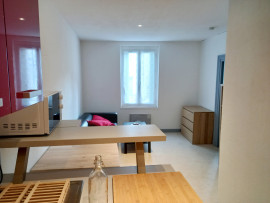 
                                                                                        Location
                                                                                         T1 meublé Clermont-Ferrand