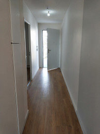 
                                                                                        Location
                                                                                         T2 Mérignac